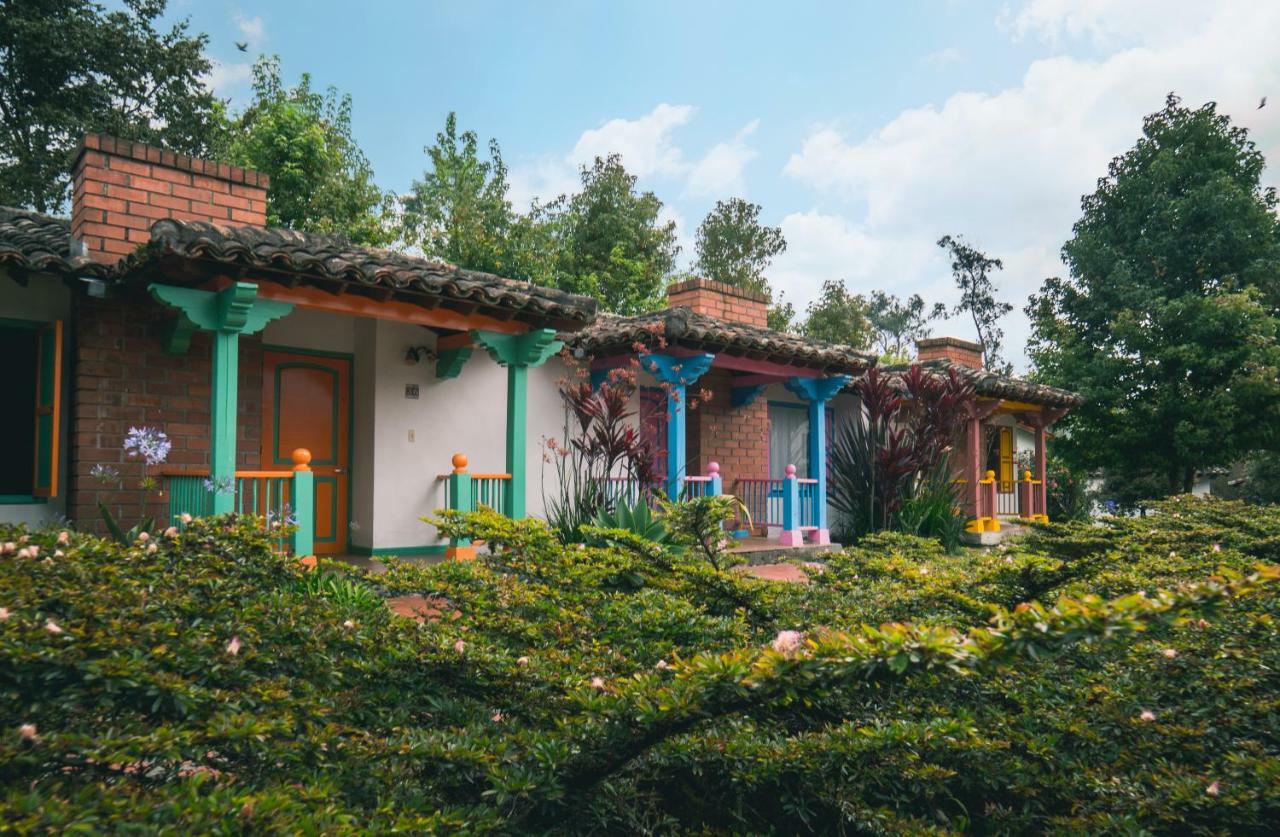ホテル Termales El Otono La Enea エクステリア 写真 Casa de Piedra